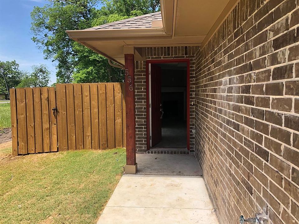 1st image of 560 Gilcrease St #556