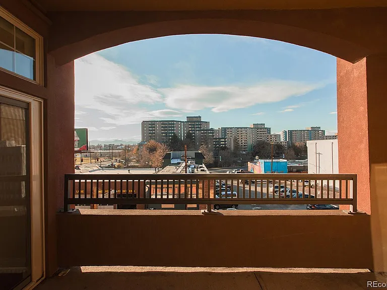 1120 Delaware St #406 — Photo 6