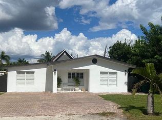 5210 Floridan Ave, Naples, FL 34113