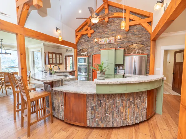 43433 Kaweah River Drive, Three Rivers, CA 93271