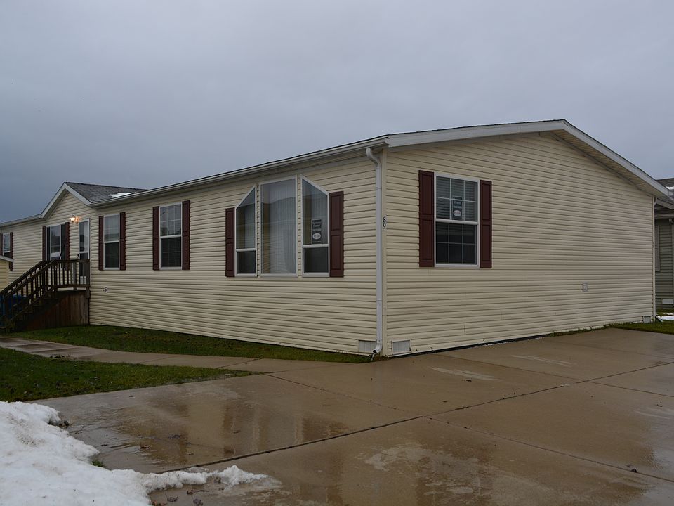 1st image of 89 Salem Cir