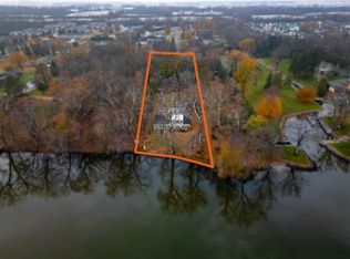 3390 Fond Du Lac Rd, Oshkosh, WI 54902