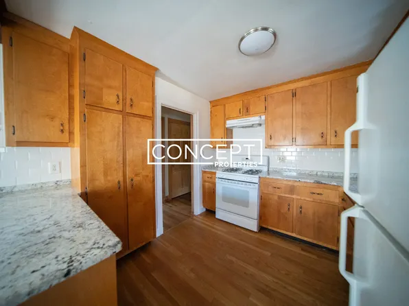 105 Keith St, West Roxbury, MA 02132