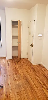 Rented by LC Lemle Real Estate Group | media 14