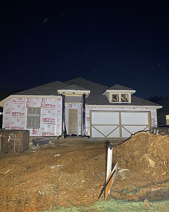 2nd image of 7520 Daycoa St