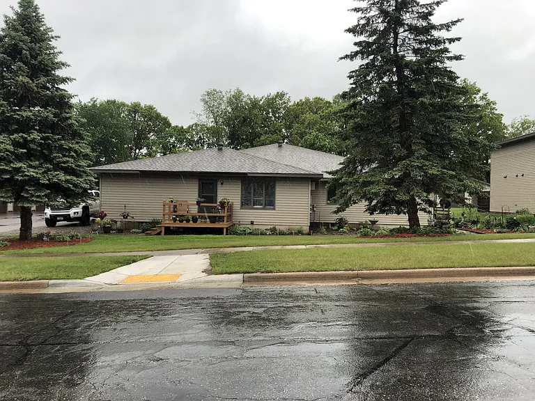 1609 Devney Dr #1 — Photo 1