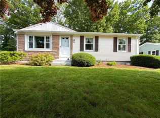83 Crestwood Ct, Cumberland, RI 02864