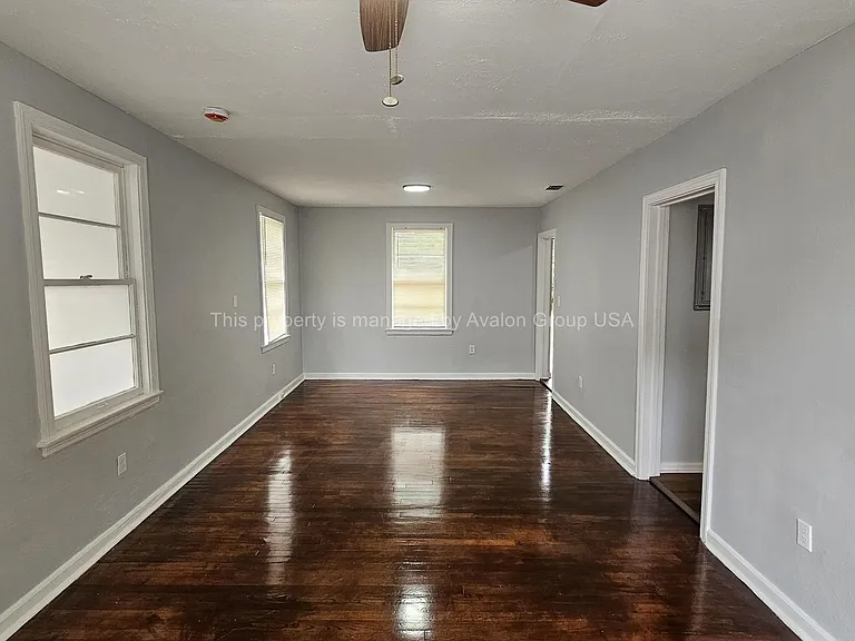 912 Saratoga Blvd — Photo 1