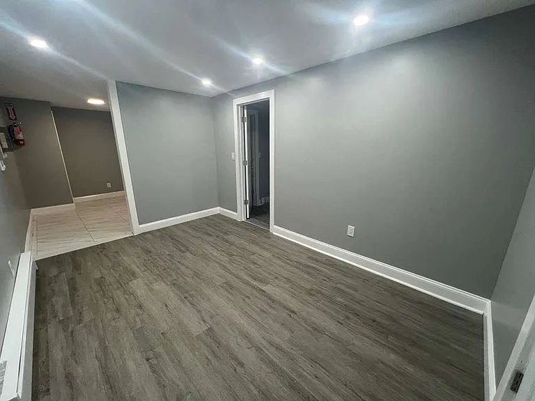 106 Lawrence St #1 — Photo 5