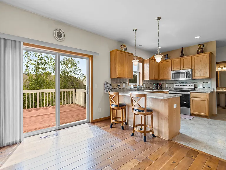 1206 Meadow Sweet Dr — Photo 12
