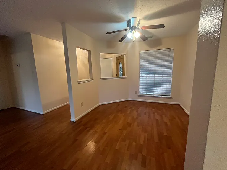 4823 Pecan Grove Dr — Photo 3