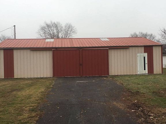 5th image of 848 County Road 2150 E