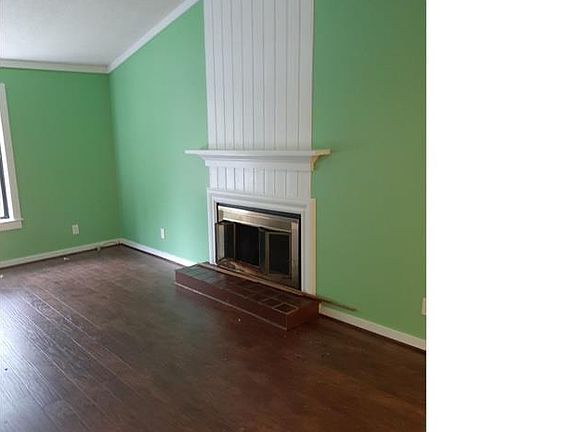 3rd image of 1445 Brookmeade Ct