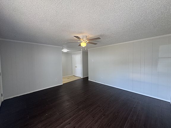 4th image of 100 Georgia Pl APT 11