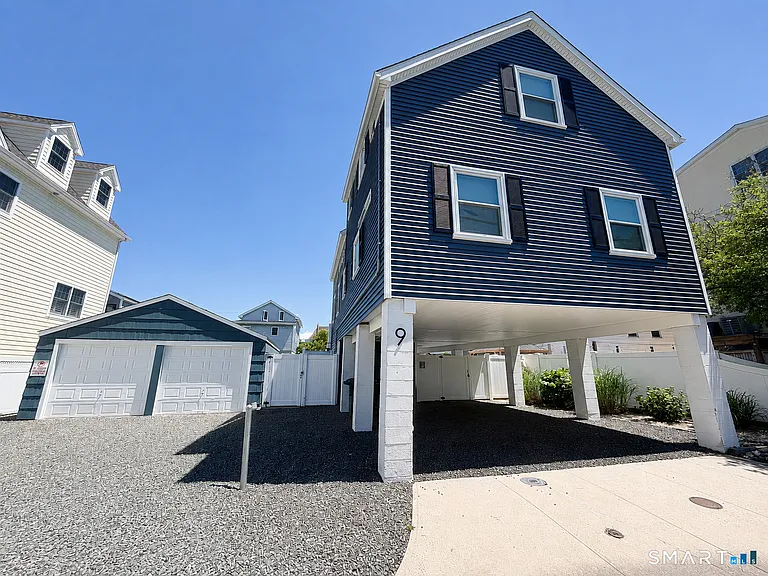 9 Hanover St — Photo 1