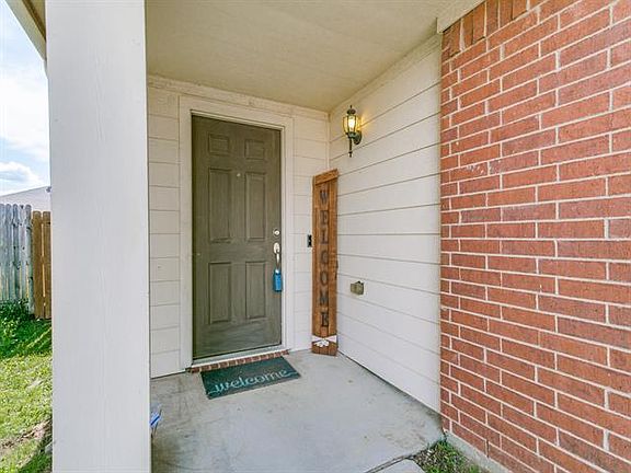 3rd image of 7217 Little Mohican Dr