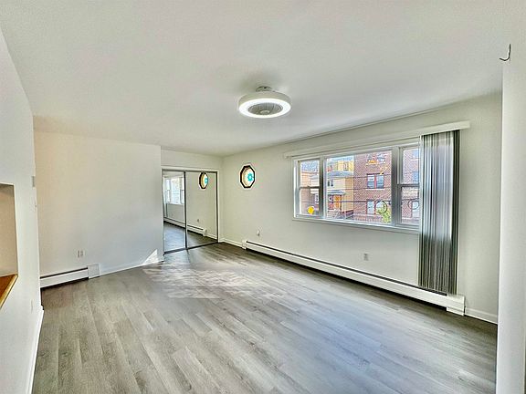 3rd image of 105 Columbia Ave #2