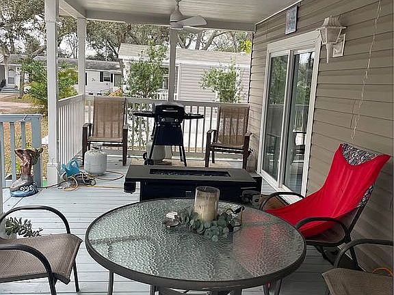 Spacious Deck