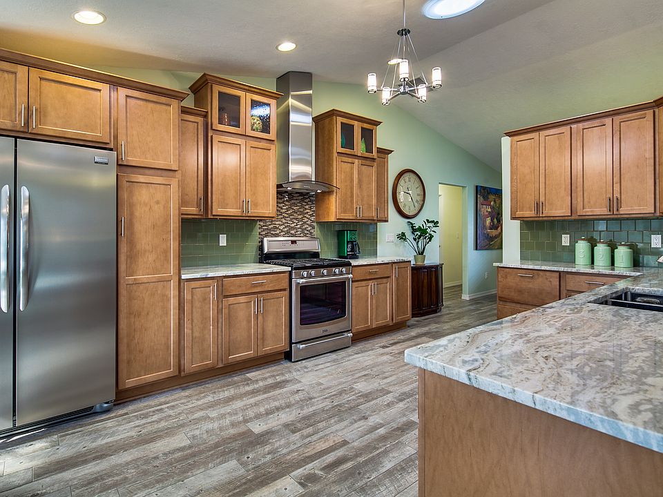 FABULOUS NEW KITCHEN!