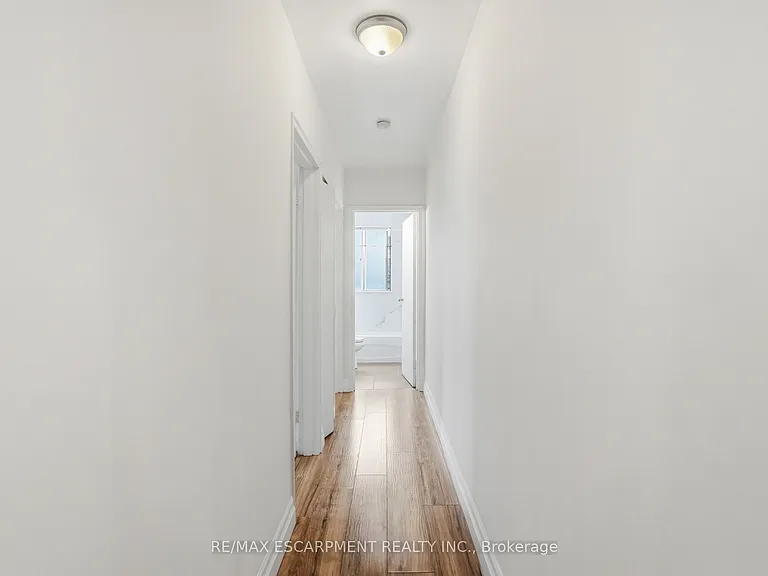 36 Ray St S #5 — Photo 12