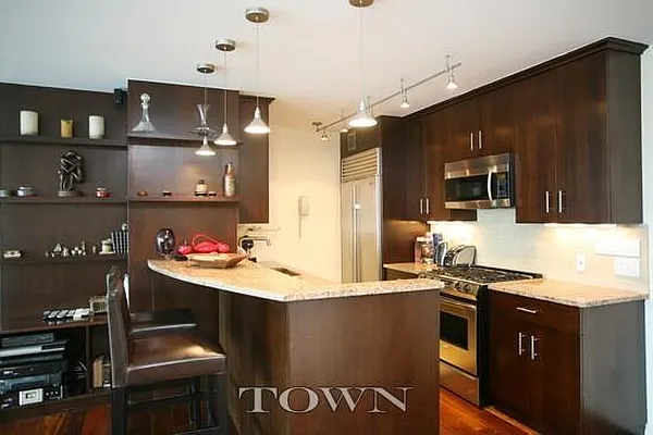 Rented by Town Residential | media 35