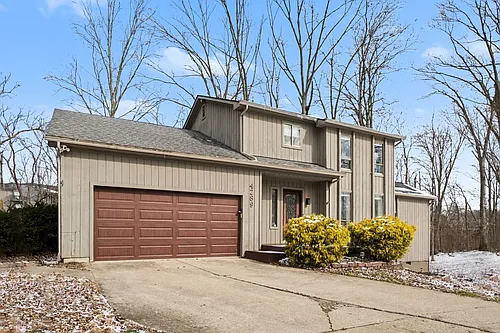 4289 Pinetree Ln Photo 1