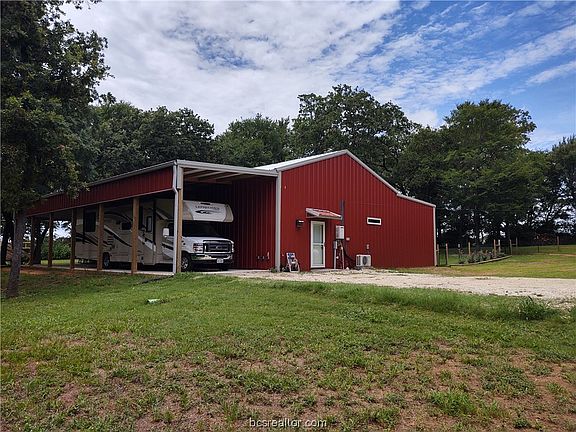 2nd image of 4561 Shadow Woods Ln