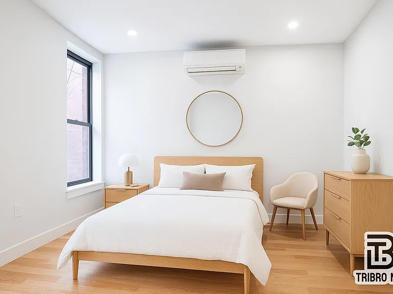 1860 Putnam Ave #1G — Photo 5