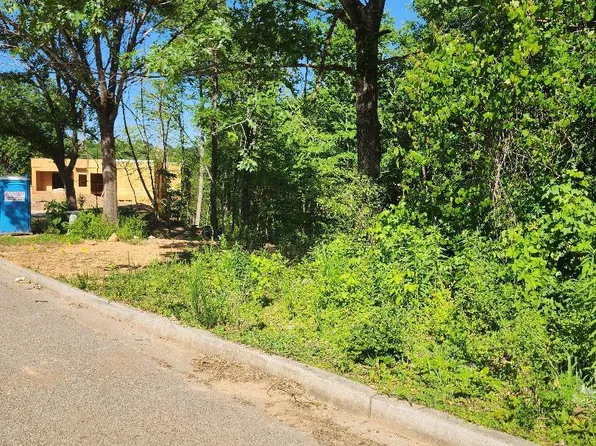 622 Katy Crk, Atlanta, GA 30349