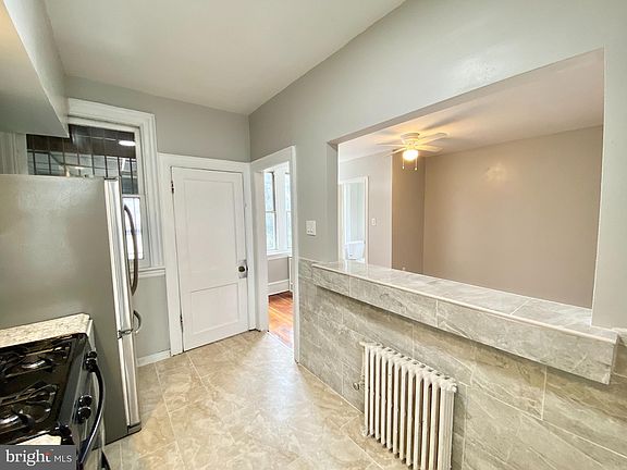 5th image of 217 S 47th St Floor 2