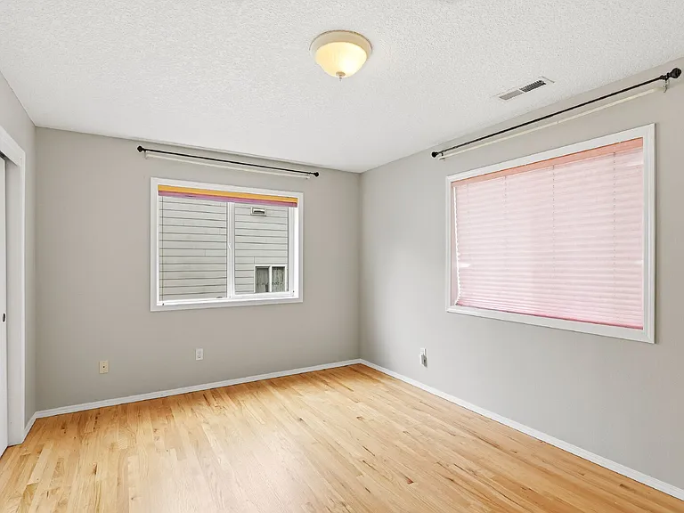 3521 NW Dahlia Dr — Photo 32