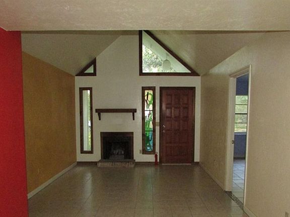 2nd image of 3021 SE 27th Ave