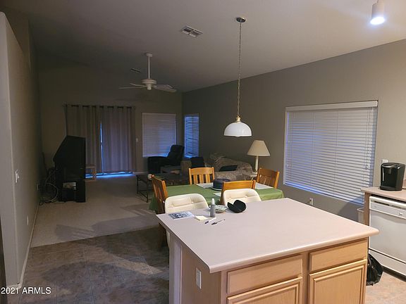 5th image of 1575 E Black Diamond Dr