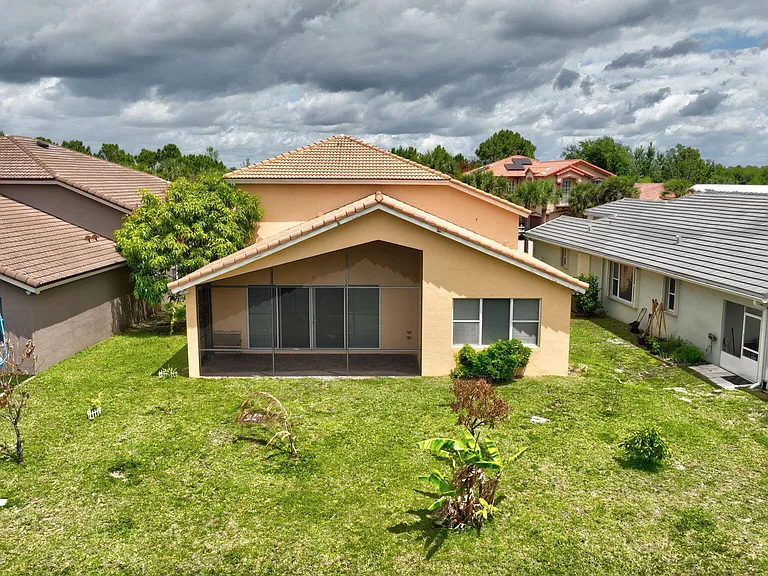 2237 SW Newport Isles Blvd — Photo 46