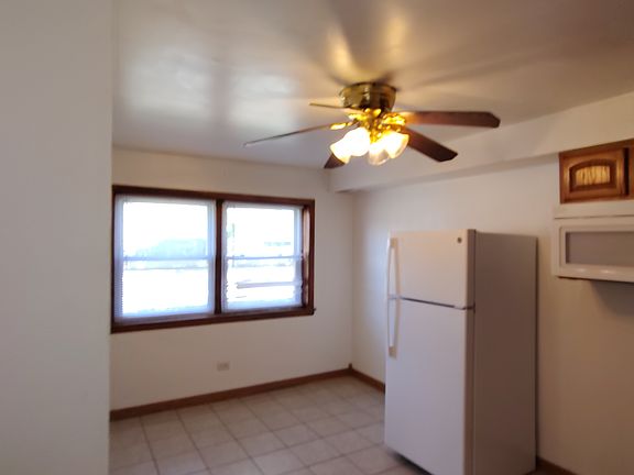 5th image of 4501 Prescott Ave