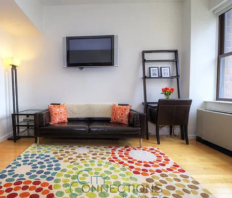 Rented by City Connections Realty | media 5