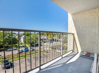 1000 River Rd APT 4G, Belmar, NJ 07719