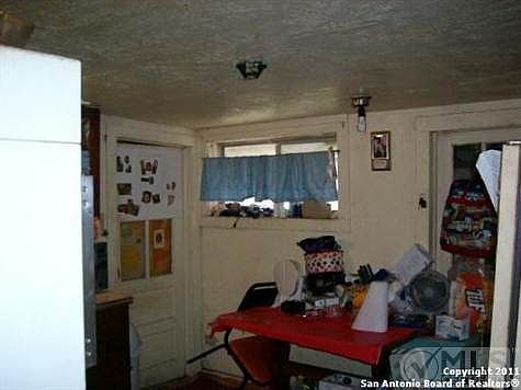 5th image of 3607 S Pine St