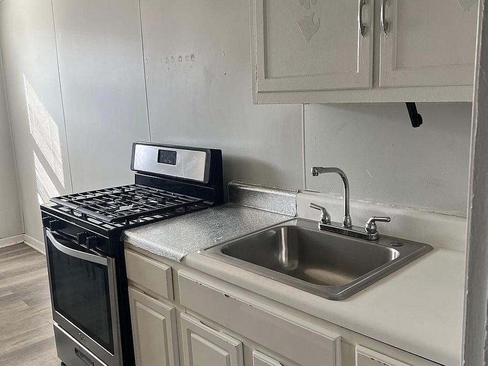 1st image of 7428 Thouron Ave