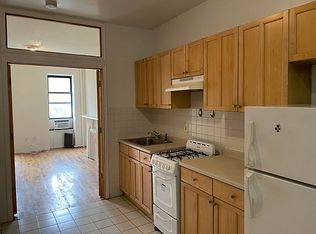647 2nd Ave APT 3D, New York, NY 10016