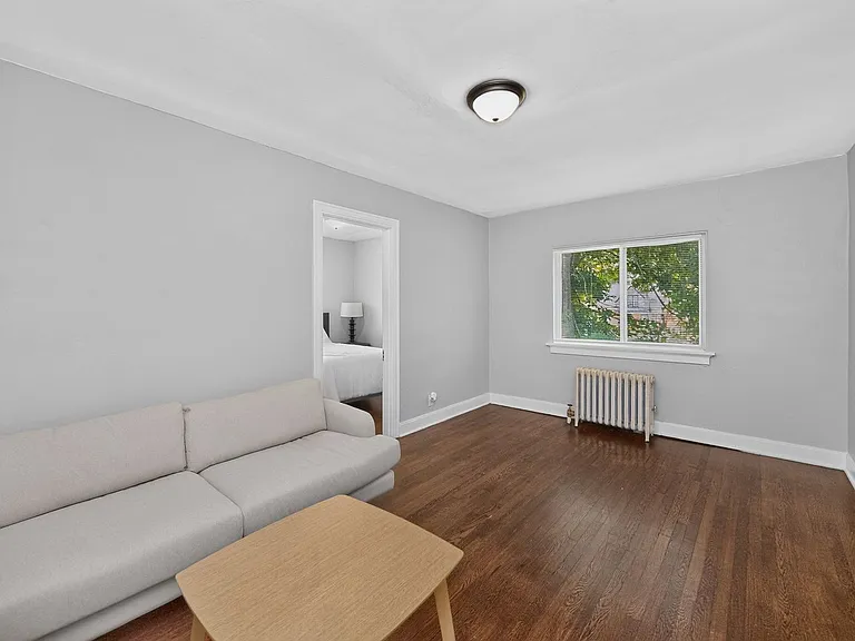 4300 Erie Ave #4 — Photo 6