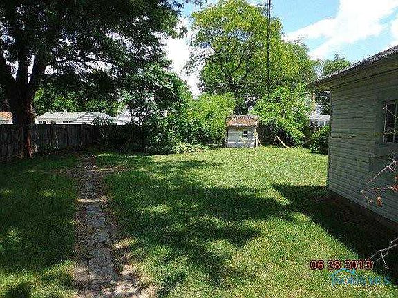 2nd image of 1010 Hugo St
