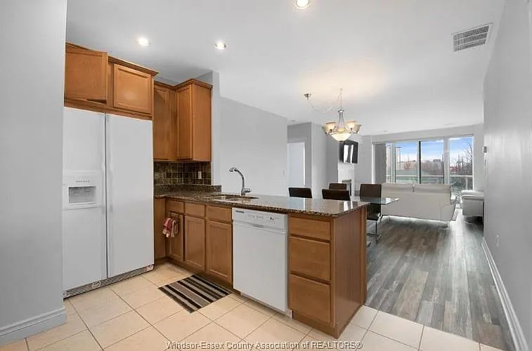 5055 Riverside Dr E #201 — Photo 19