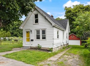 12 Afton St, Rochester, NY 14612