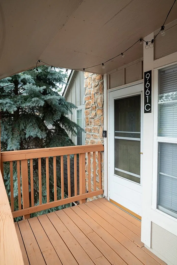 Charming & Updated 1BR Condo in Littleton — Photo 2