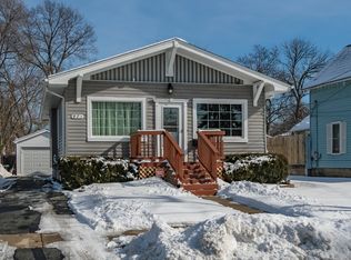 971 Victoria St, Antioch, IL 60002