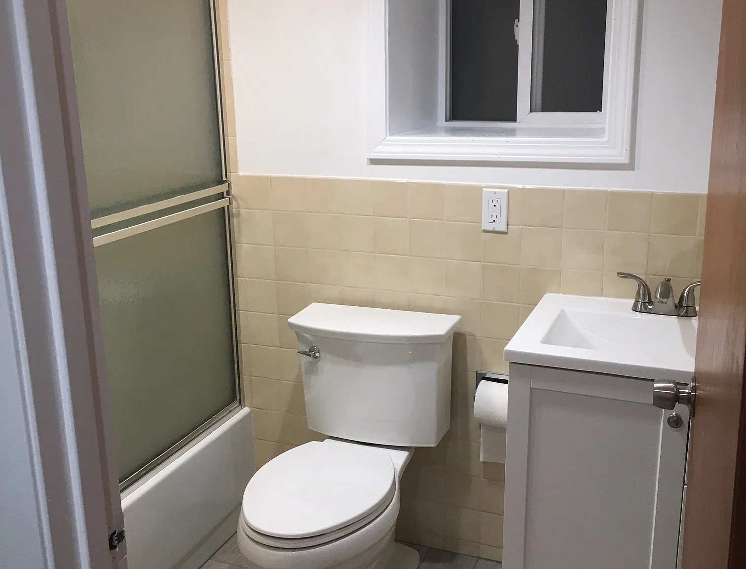 2 bed, 650 sqft, $2,695 — Photo 3