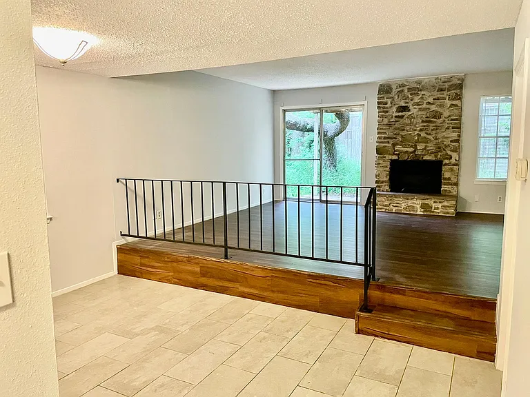 8104 Sonnet Ave — Photo 5