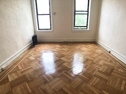 4th image of 2233 Ocean Ave #D-2