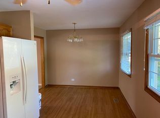 7914 Kingsbury Dr, Hanover Park, IL 60133